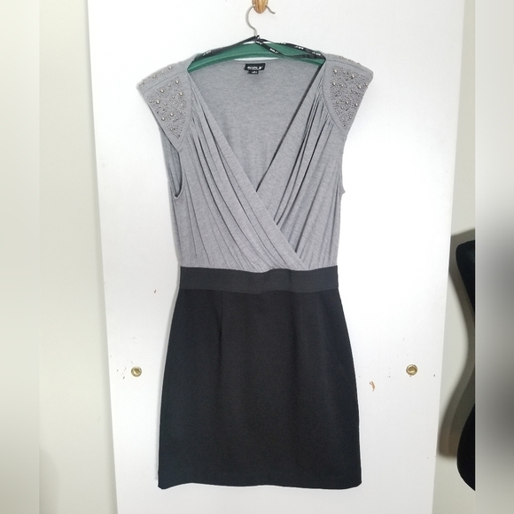 Allen B Military Inspired 2 Tone Mini Dress, Capped Studded Sleeves Black Gray M - Picture 6 of 9